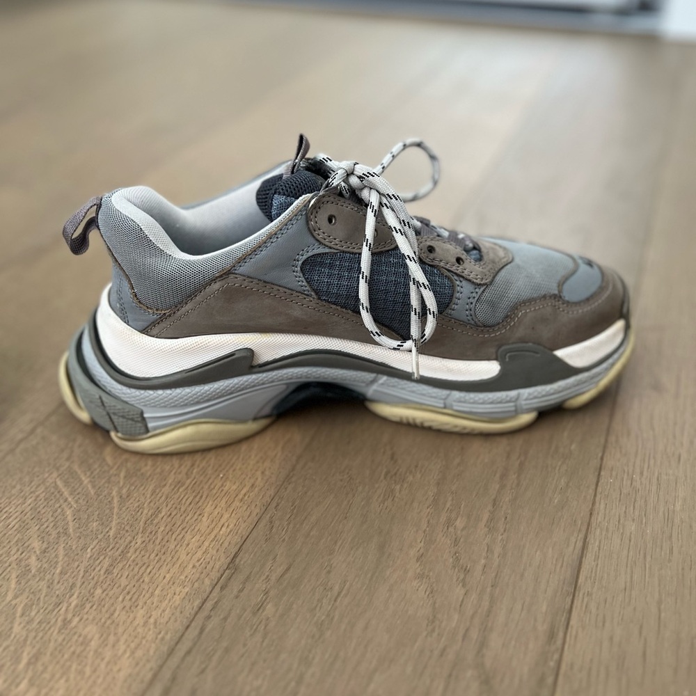 Balenciaga Triple S Sneakers - Picture 9 of 10